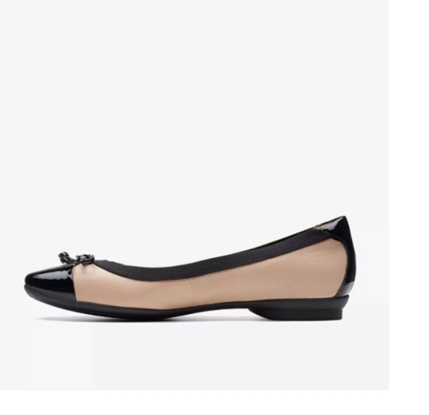 Clarks Women Candra Glow Praline Leather Shoe