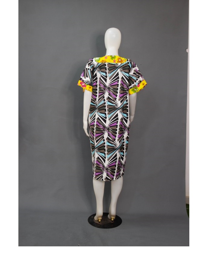 Pelumi Ankara Short Gown - Image 3