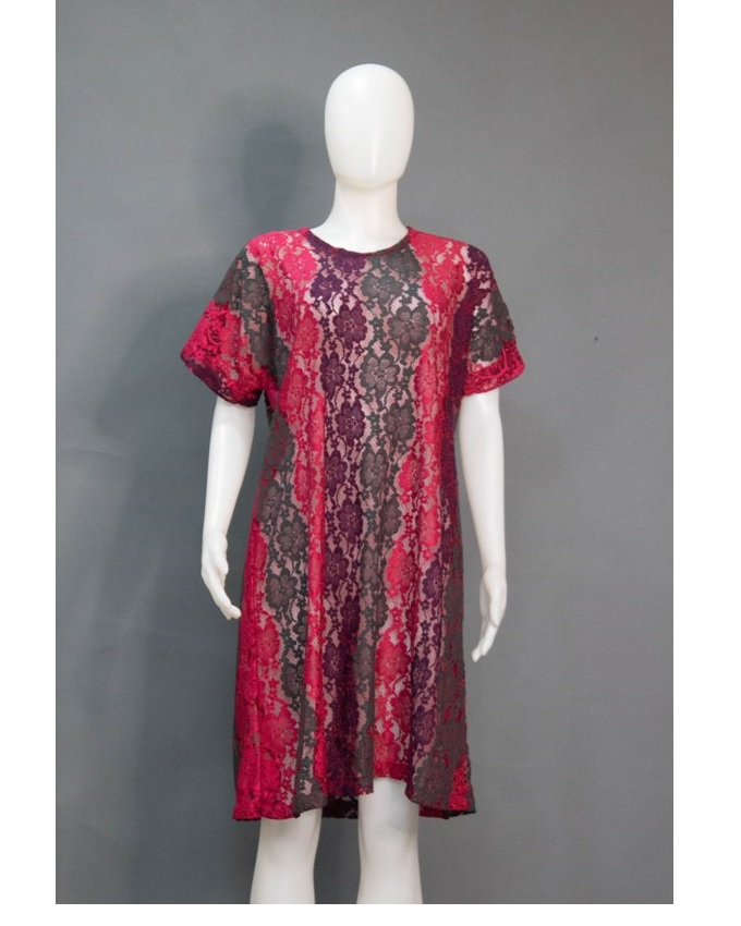 Sarah Short Chantilly Lace Gown - Image 3