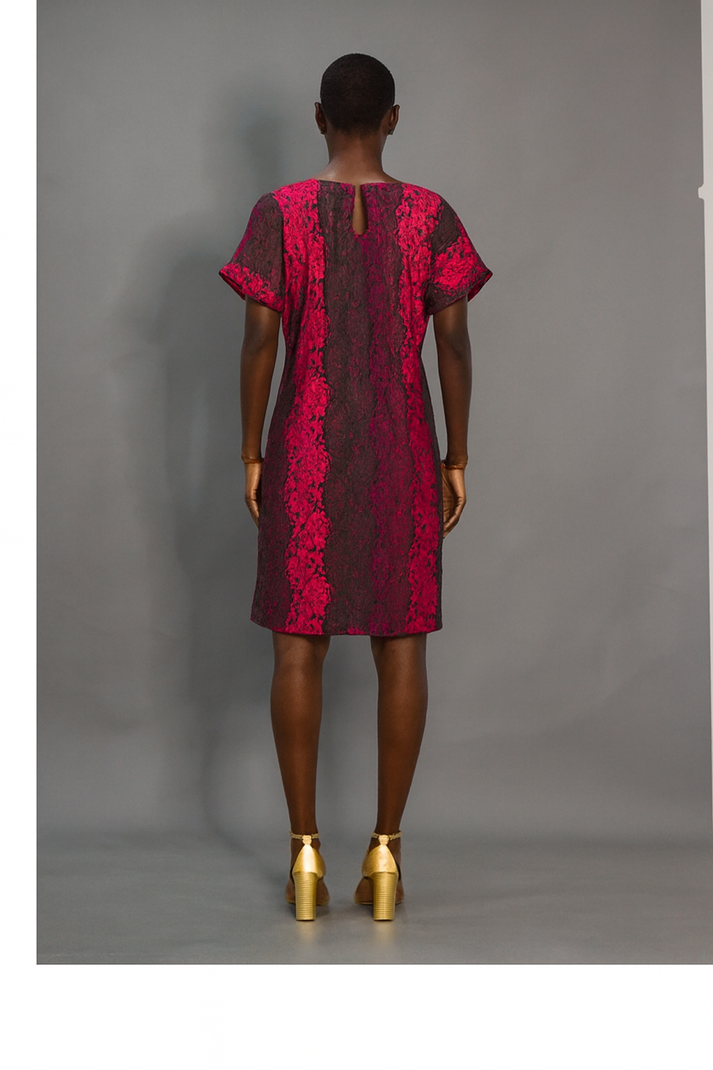 Sarah Short Chantilly Lace Gown